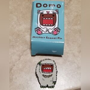 Domo In Costumes Mystery Enamel Pin: Yeti Domo